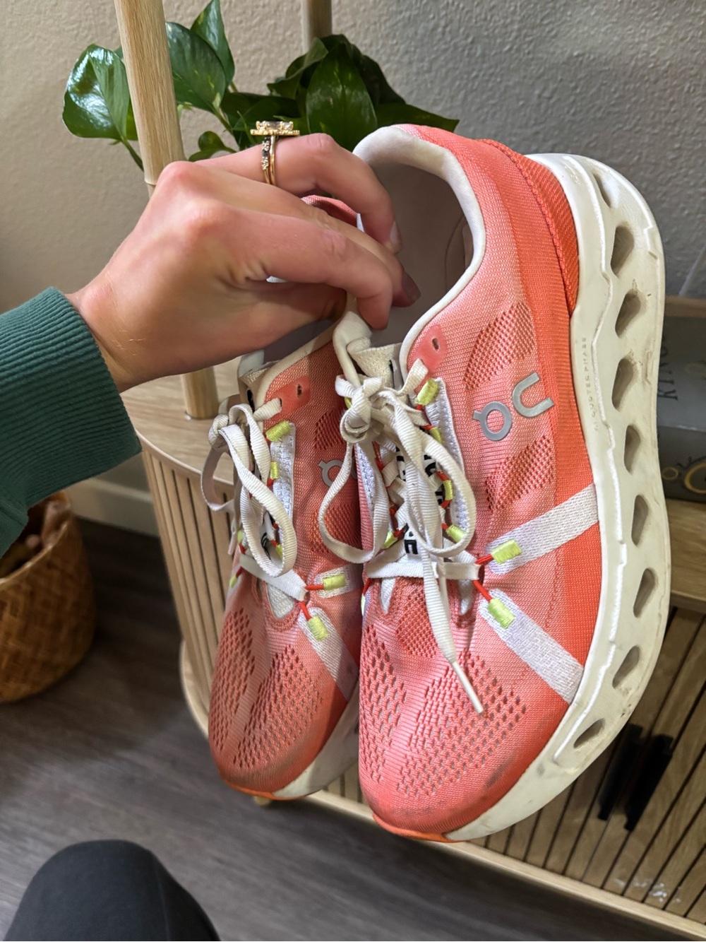 Women’s on cloud running cloud eclipse ‘flame ivory’